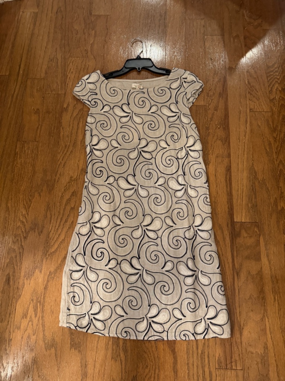 NWT Neutral Cream Swirl Shift Dress - Elegant Women's Dress
